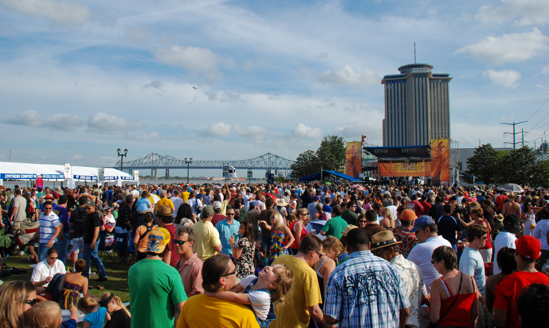 This photo shows a crowd of people at a festival.