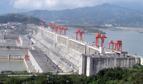 A photo of a dam erected on a river.